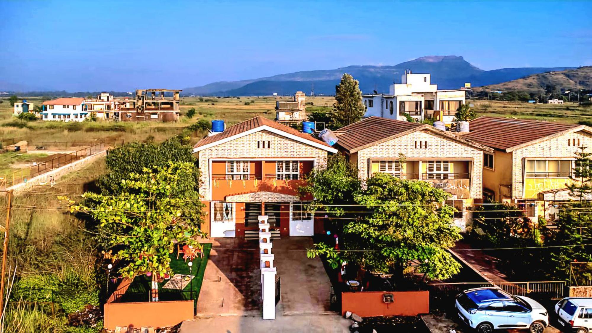 Ll Empyrean Stay Ll Airawat Villa Ll 2Bhk Ll Ac Ll Private Pool Ll Wifi Ll Лонавала Экстерьер фото